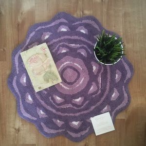 NWT Jessica Simpson Medallion Bath Rug | 26” x 26”